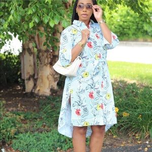 Florals slit dress.